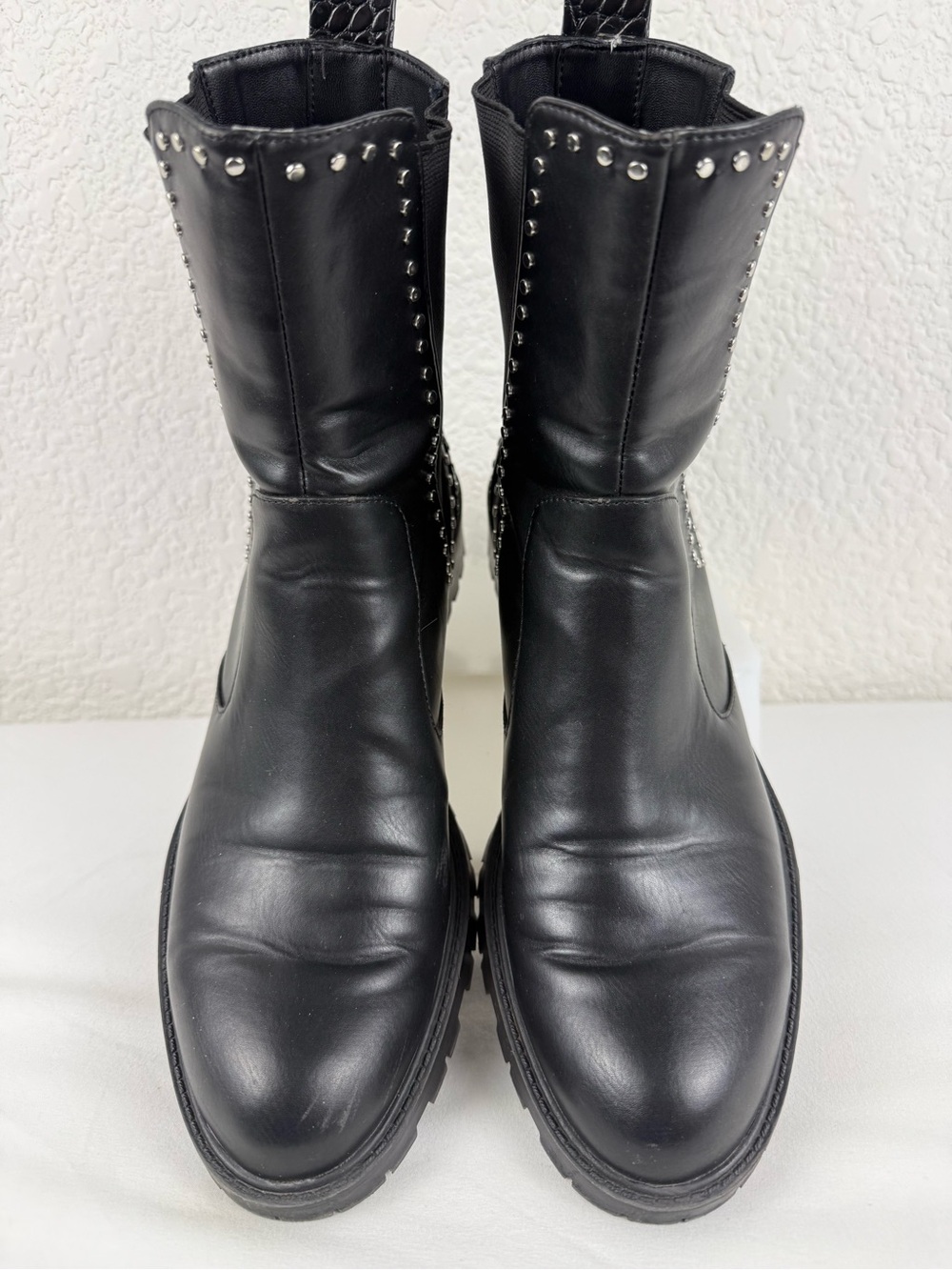 Zara | Trafaluc Chelsea Studded Ankle Boots | Black | EU 41 | US‎ 10–10.5 - Picture 3 of 9